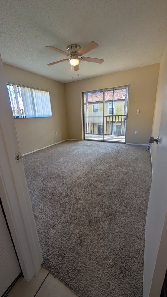 2721 Oak Park Way #202 - Photo 5 of 24
