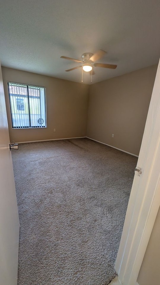 2721 Oak Park Way #202 - Photo 6 of 24