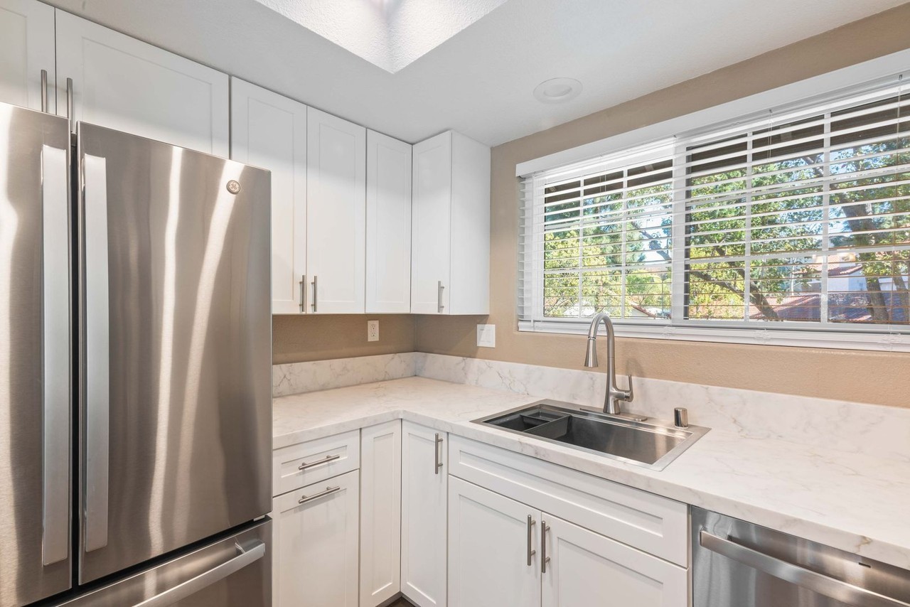16274 Avenida Venusto - Photo 4 of 36