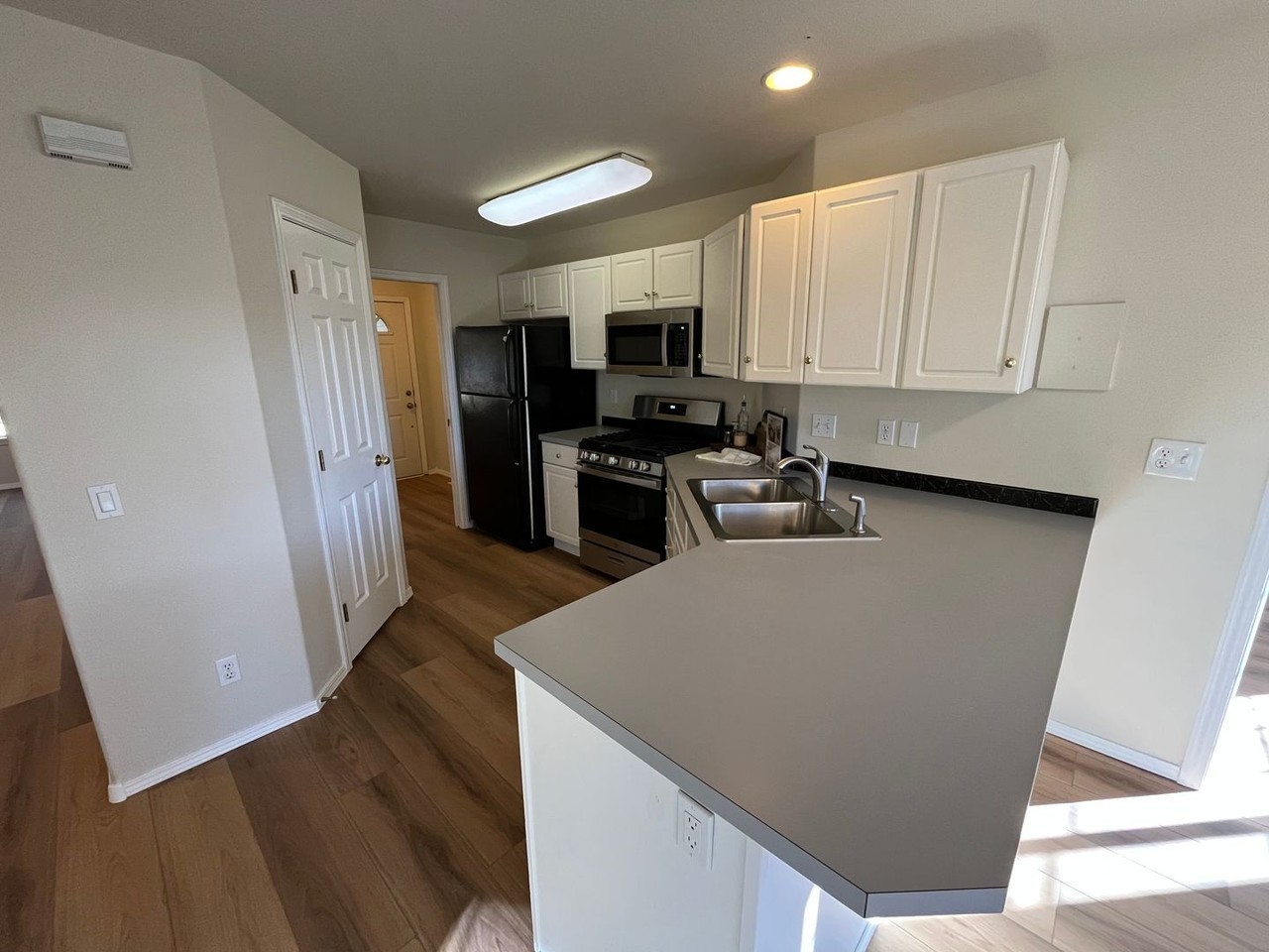 3389 Ne Stonebrook Loop - Photo 6 of 21