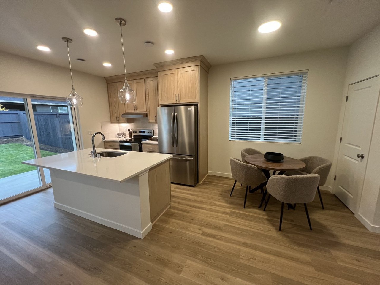 1804 Nw 18th St - Photo 6 of 24