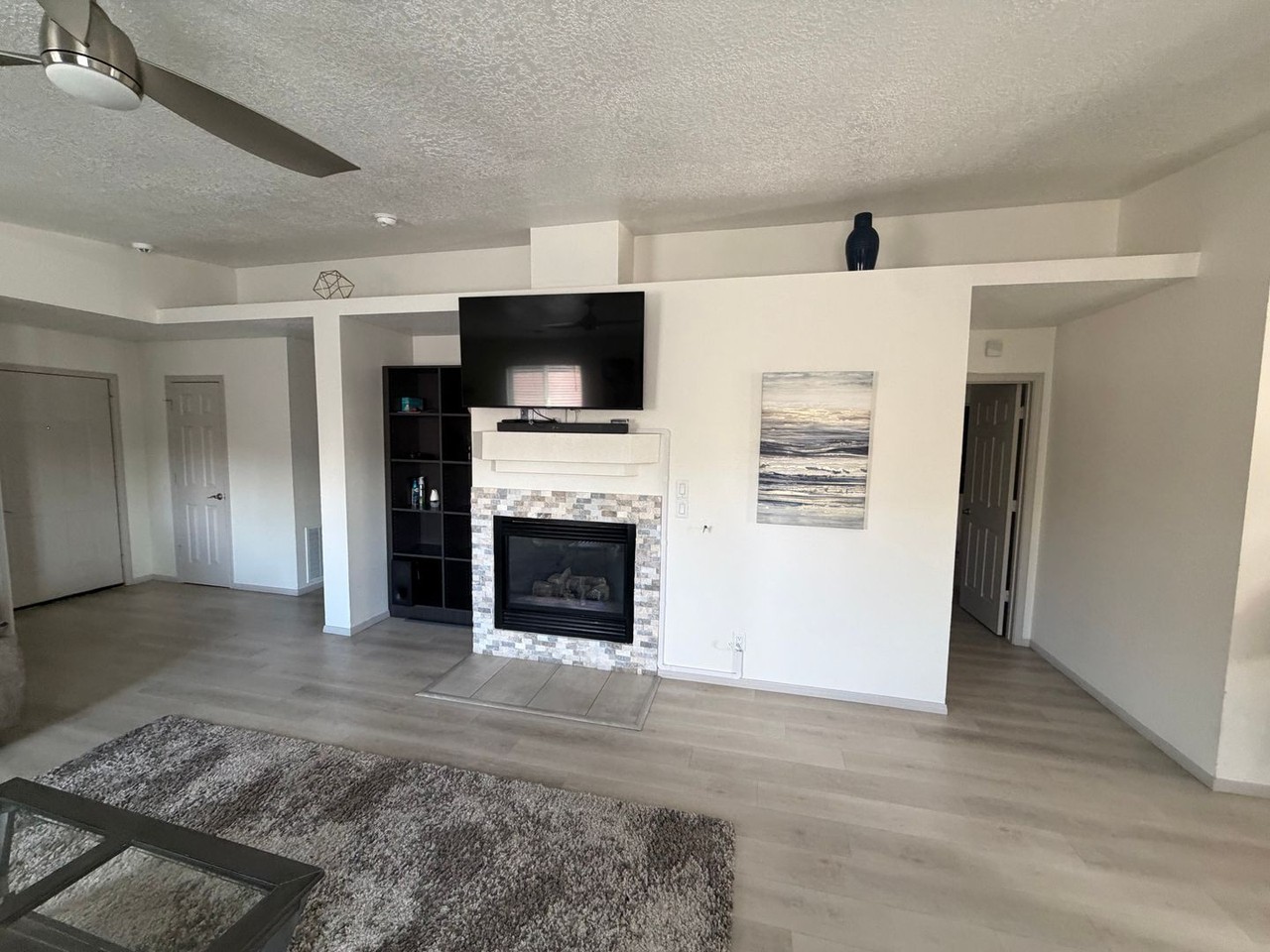 8117 Rancho Paraiso Nw - Photo 6 of 33