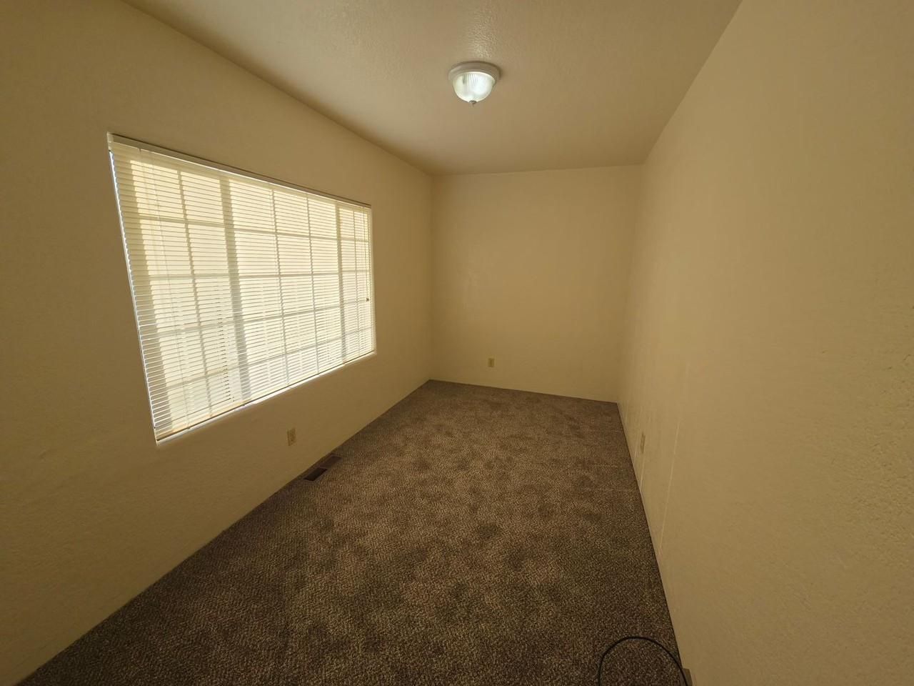 91 6th St - Photo 3 of 33
