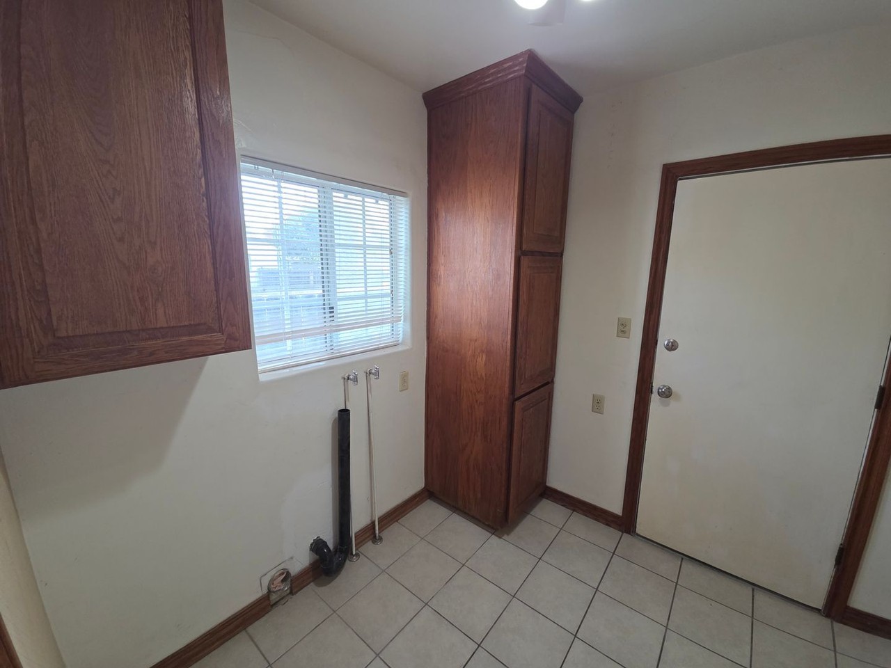 91 6th St - Photo 5 of 33