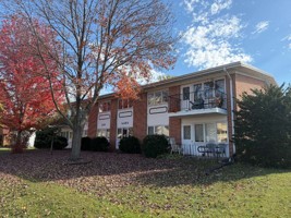 featured image of 221 Lake St Apt 4 #Apt 4