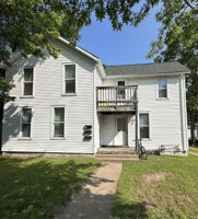 featured image of 924 Water St Apt 3 #Apt 3