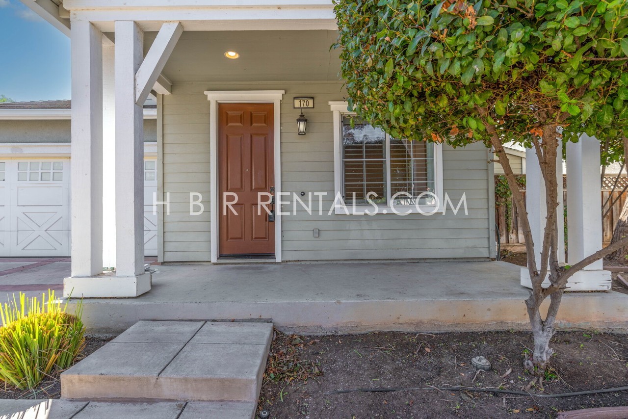 170 W Gallo Way - Photo 2 of 33