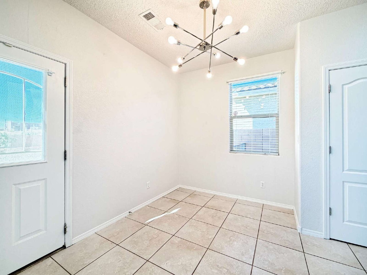 2312 Violeta Cir Se - Photo 7 of 29