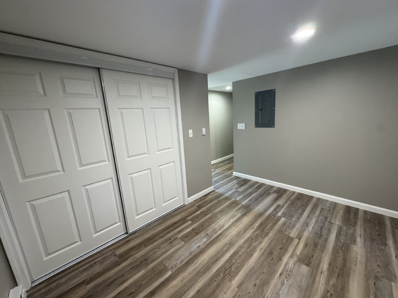 1503 W Enos Ave #D - Photo 5 of 6