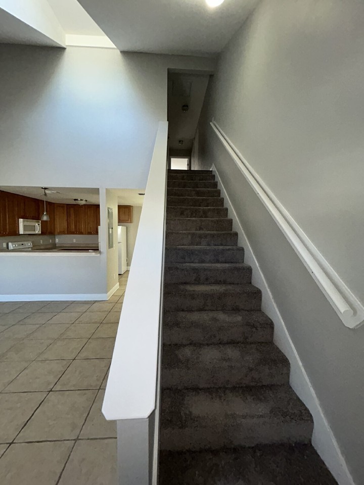 3228 Sugar Berry Way - Photo 4 of 23