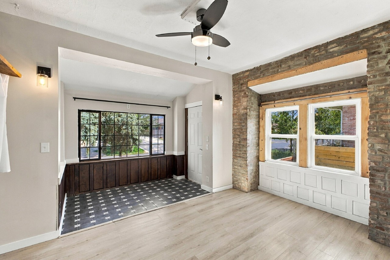2715 N Cook St - Photo 5 of 37