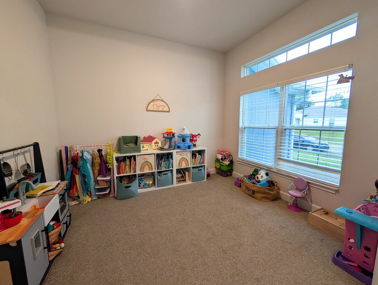 825 Pyracantha St Nw - Photo 3 of 19