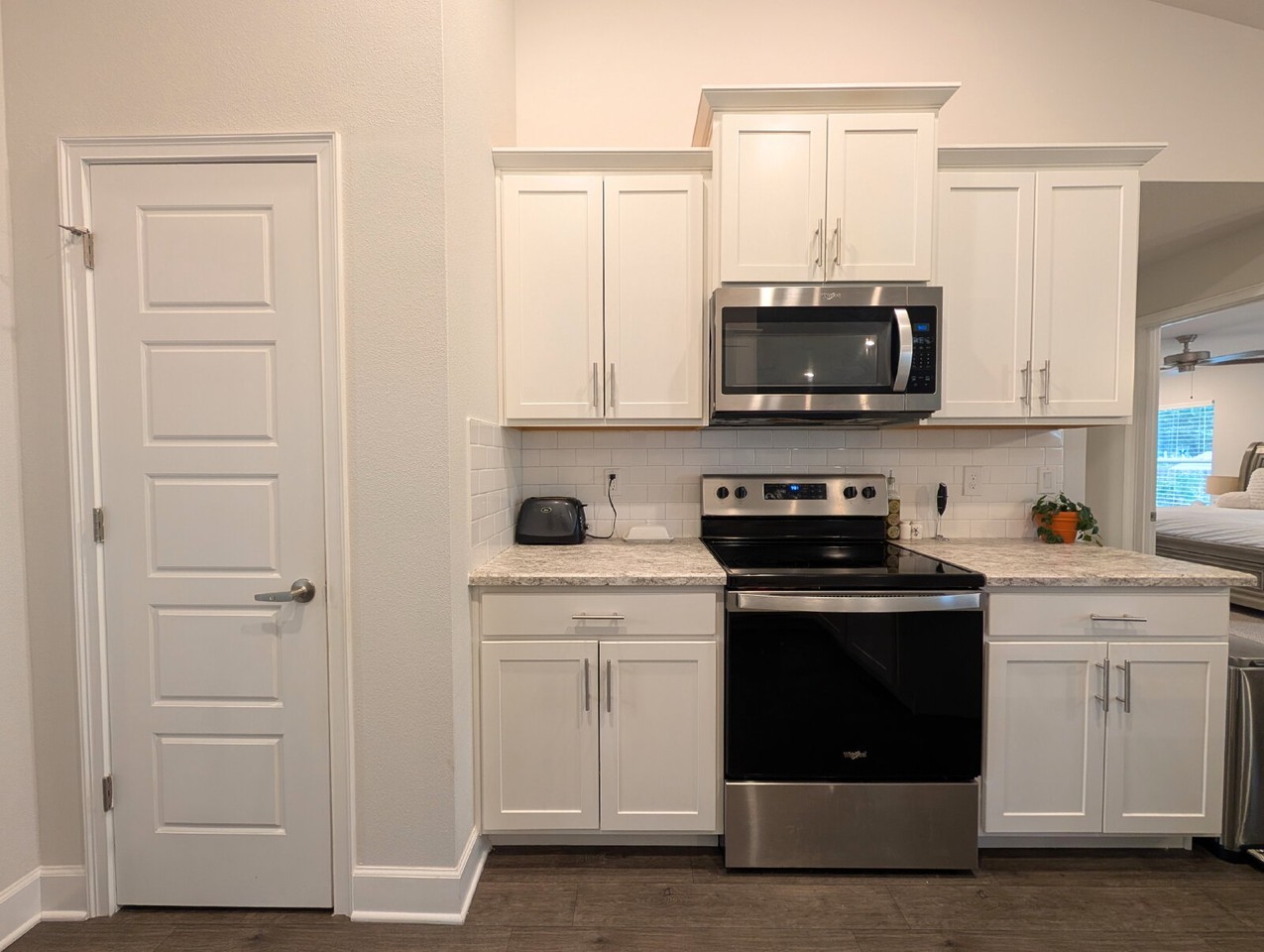 825 Pyracantha St Nw - Photo 6 of 19