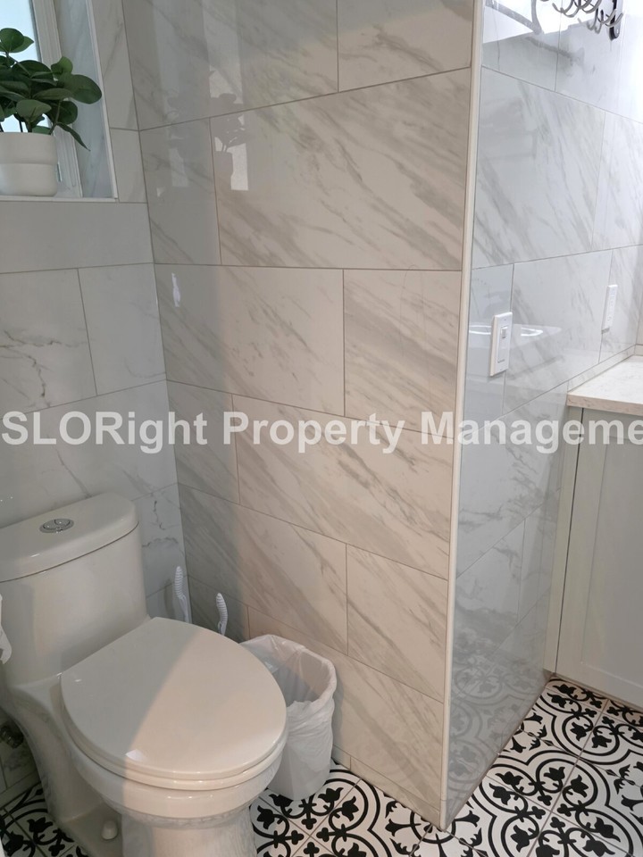 3340 Johnson Ave - Photo 5 of 11