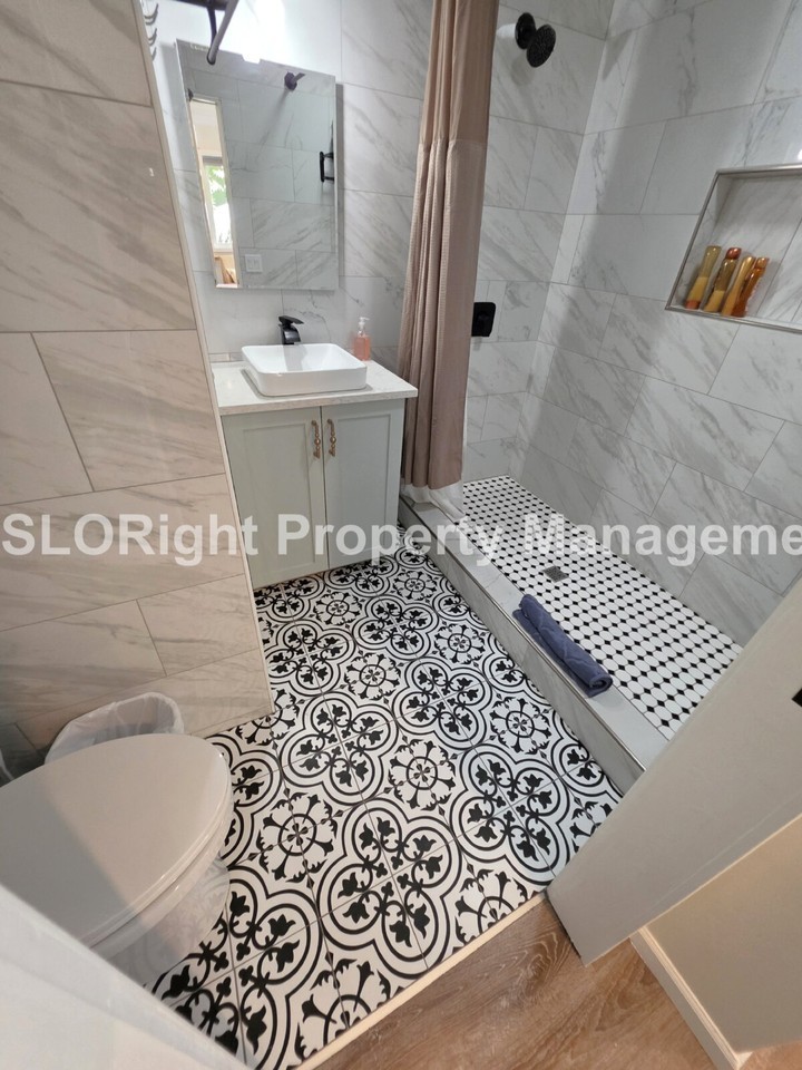 3340 Johnson Ave - Photo 7 of 11