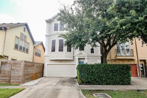 featured image of 2614 Maxroy St