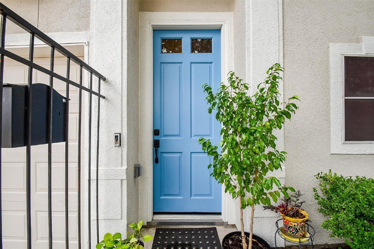 2614 Maxroy St - Photo 4 of 31