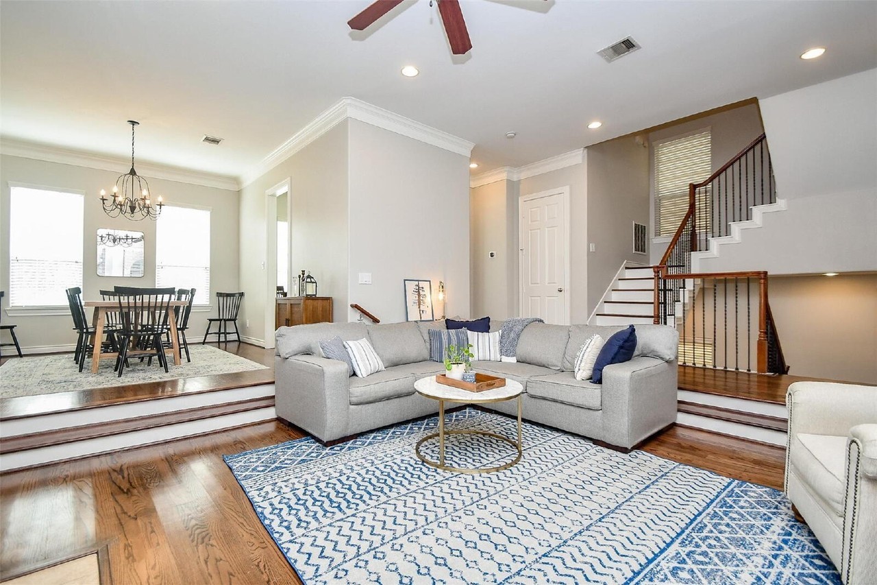 2614 Maxroy St - Photo 7 of 31