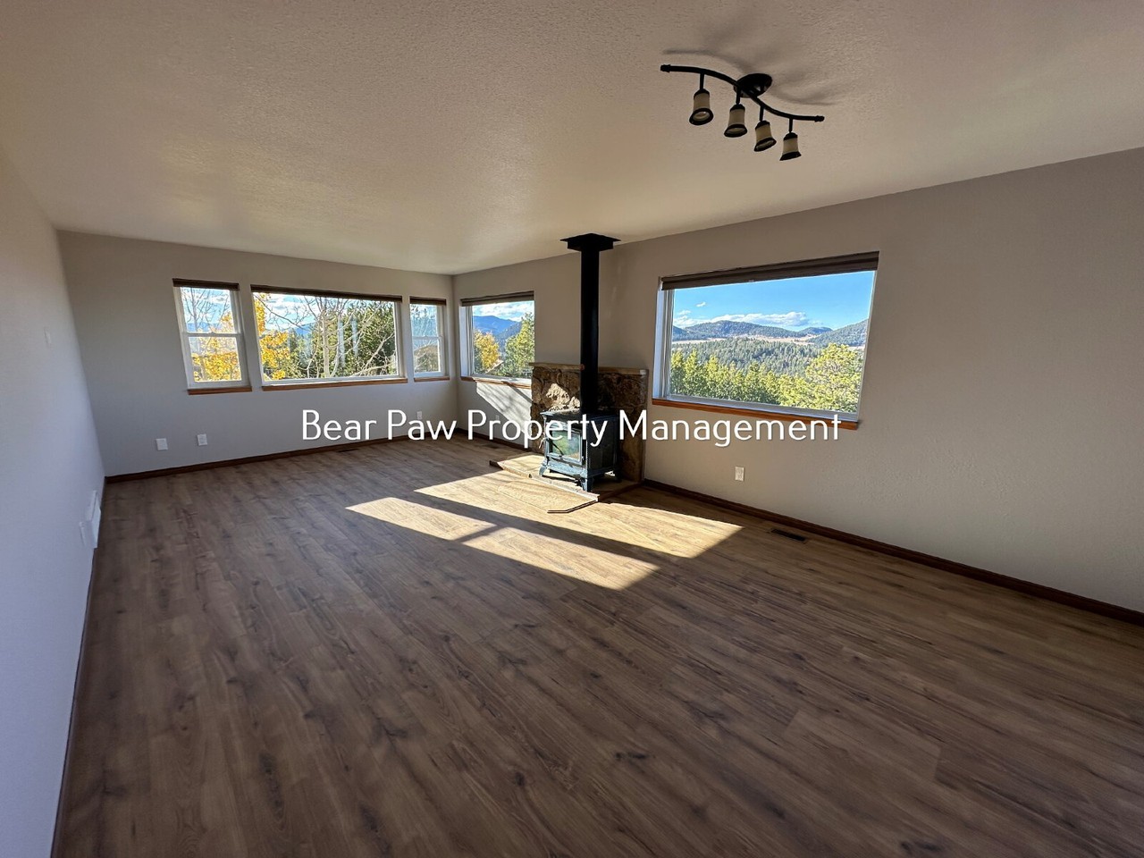 11394 Silver Fox Ln - Photo 2 of 39