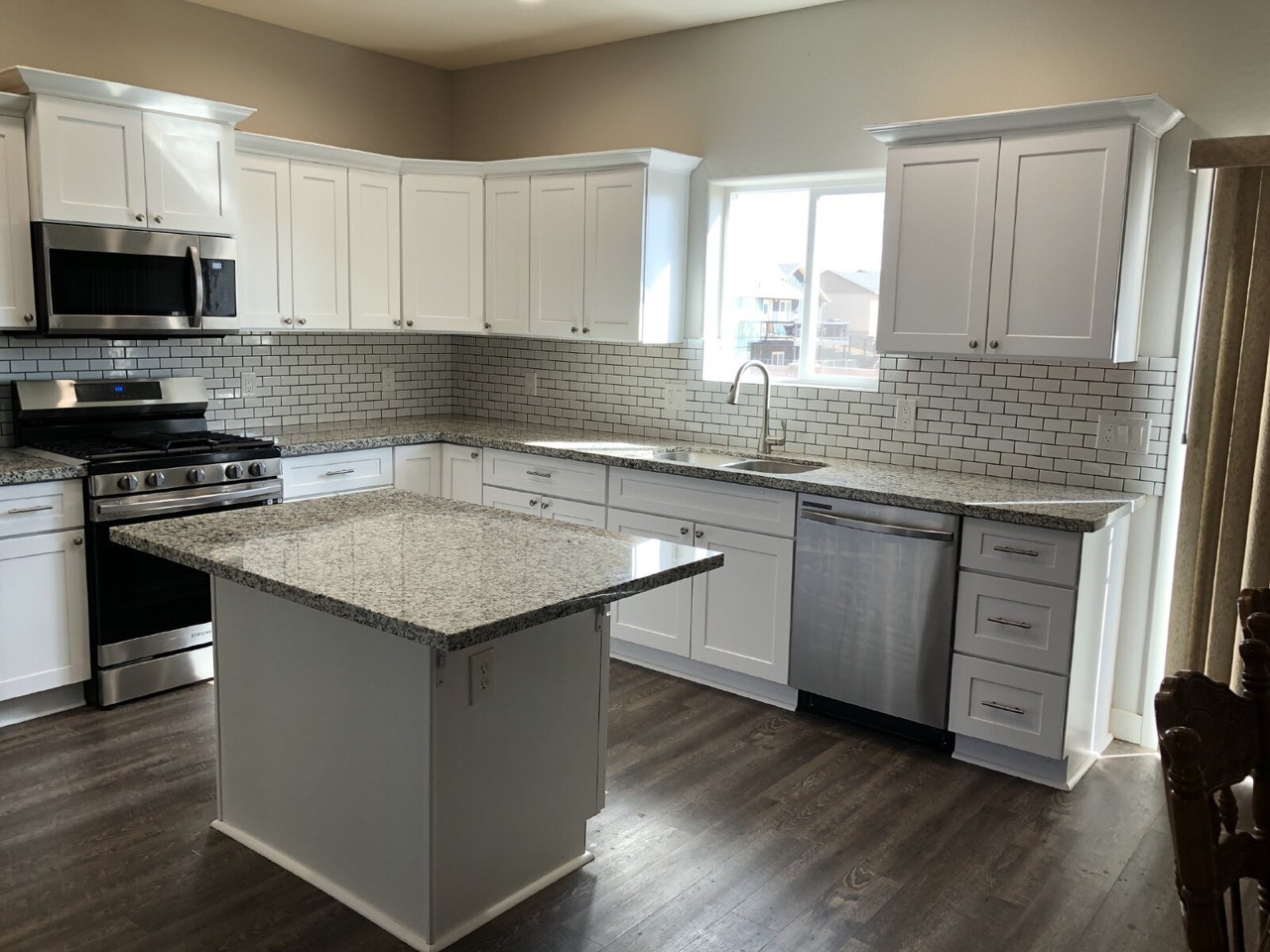 855 E Cobble Ln - Photo 2 of 12