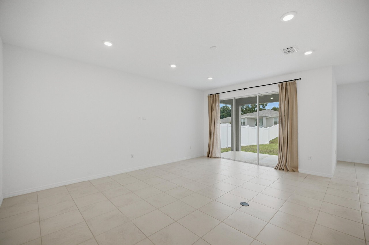 7118 Sw 57th Ln - Photo 4 of 28