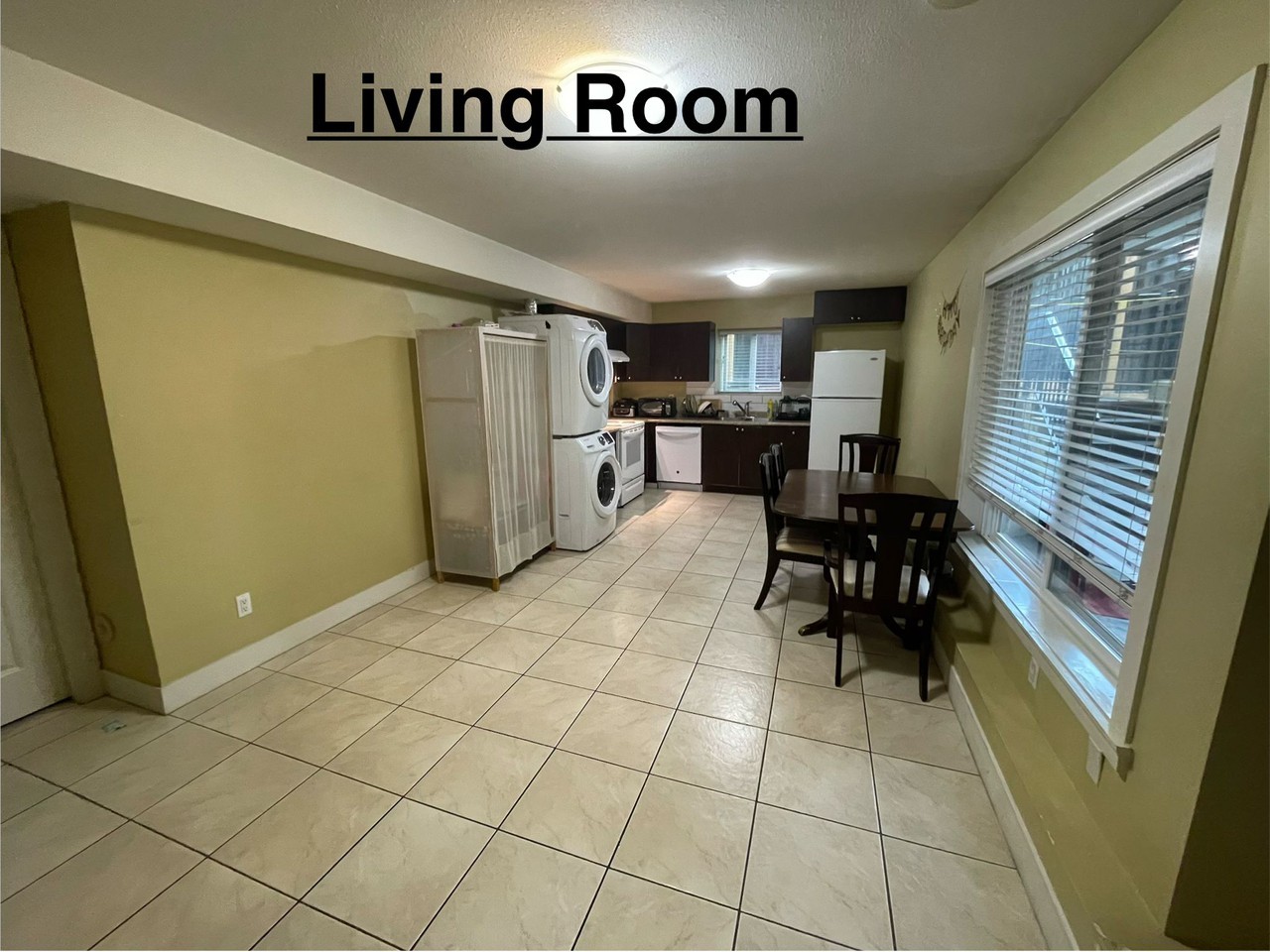 14697 62A Ave - Photo 2 of 10