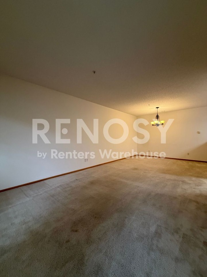 4809 Blaine Ave - Photo 7 of 19