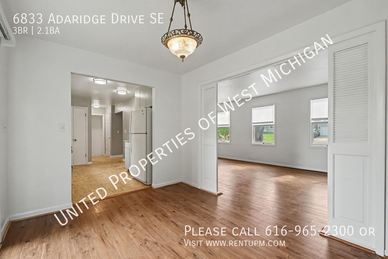 6833 Adaridge Dr Se - Photo 5 of 22