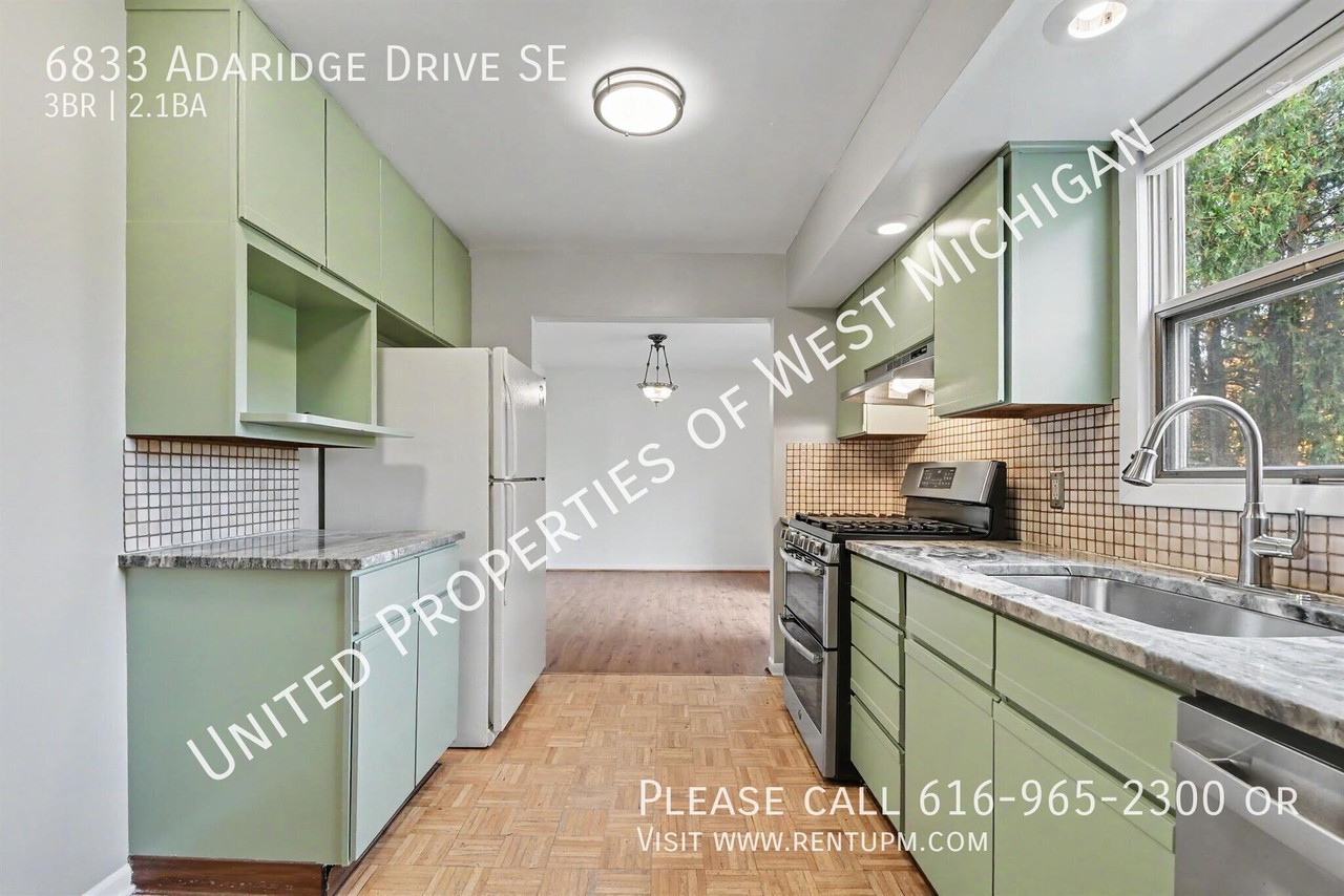 6833 Adaridge Dr Se - Photo 7 of 22