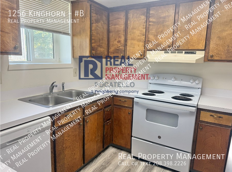 1256 Kinghorn Rd #B - Photo 5 of 18