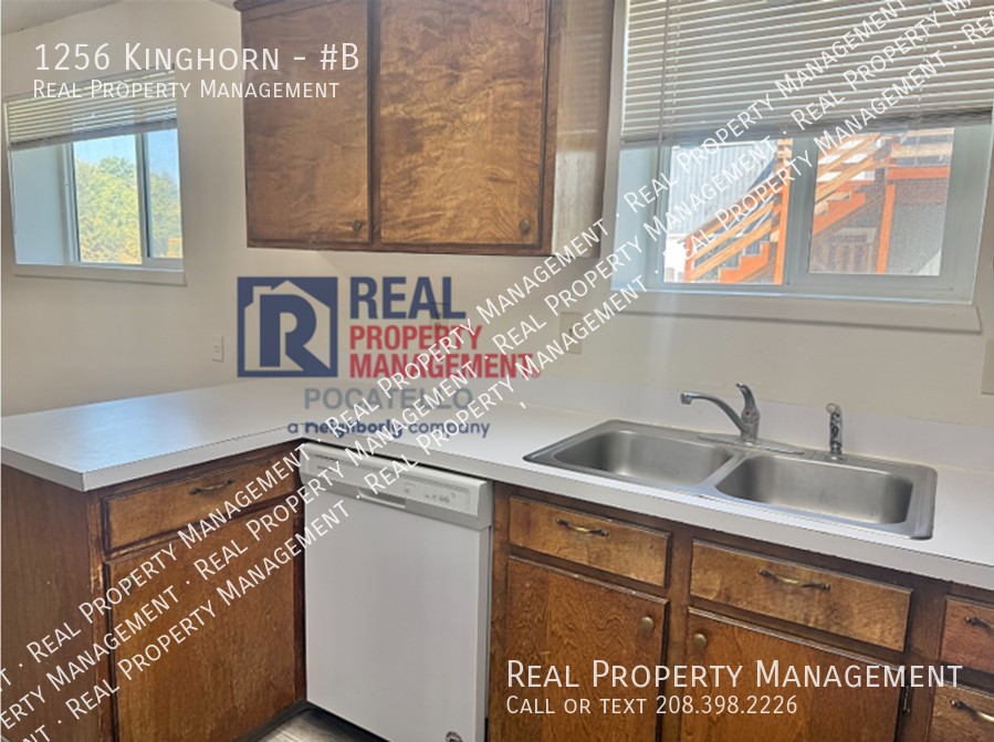 1256 Kinghorn Rd #B - Photo 6 of 18