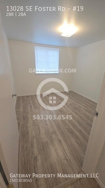 13028 Se Foster Rd #19 - Photo 5 of 20