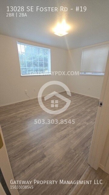 13028 Se Foster Rd #19 - Photo 7 of 20