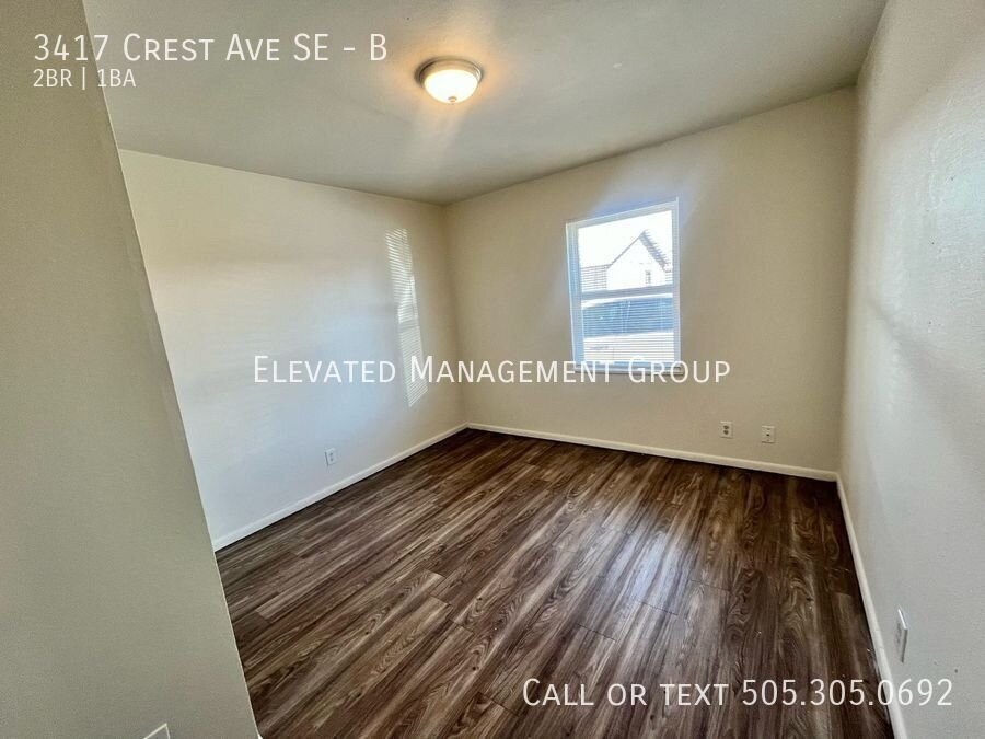 3417 Crest Ave Se #B - Photo 4 of 5