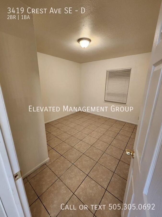 3419 Crest Ave Se #D - Photo 6 of 8