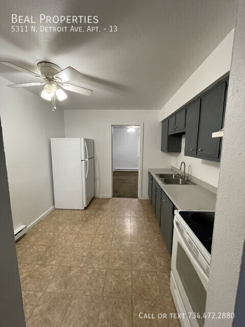 5311 N Detroit Ave #13 - Photo 5 of 11
