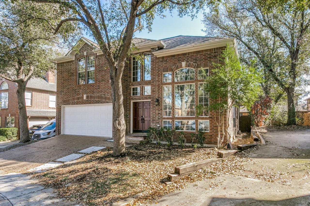 1214 Saint Regis Dr - Photo 2 of 25