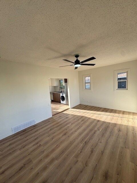 7639 Ogden Rd Se - Photo 5 of 11