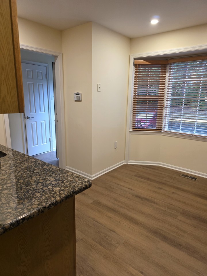 11582 Overleigh Dr #11582 - Photo 5 of 19