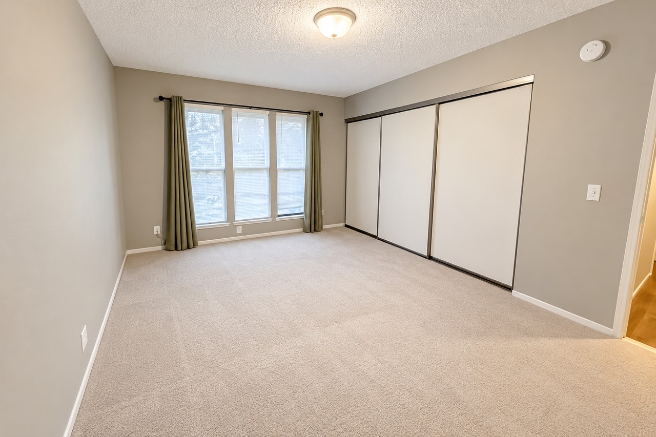 332 Camelback Rd #332 - Photo 3 of 11
