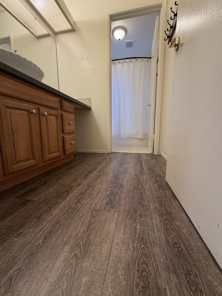 332 Camelback Rd #332 - Photo 6 of 11