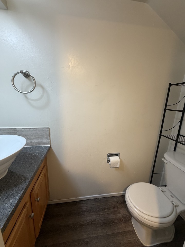 332 Camelback Rd #332 - Photo 7 of 11