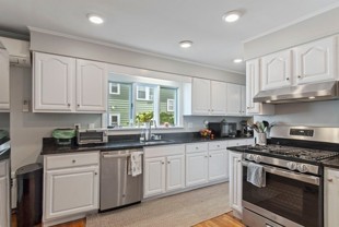 186 Palmer St #1 - Photo 1 of 1