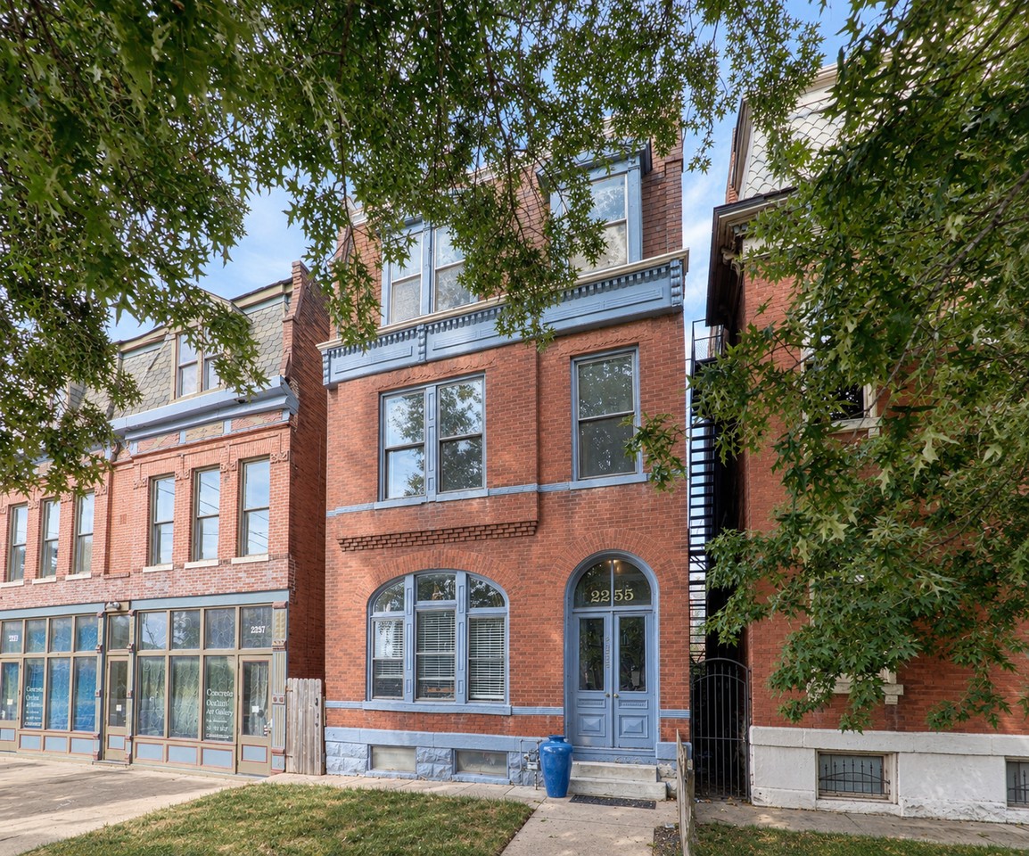 2255 S Jefferson Ave #B - Photo 2 of 21