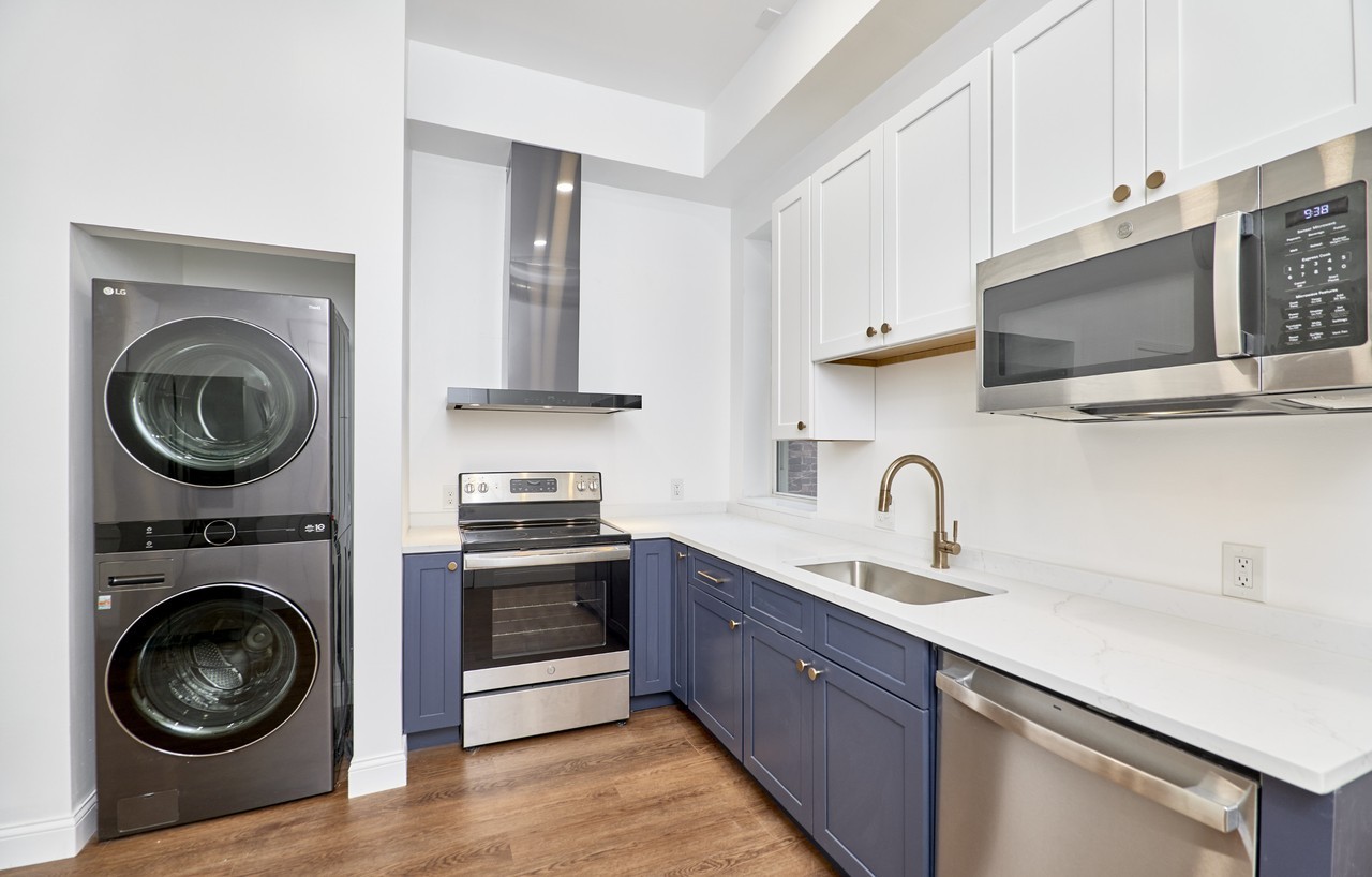 2255 S Jefferson Ave #B - Photo 4 of 21