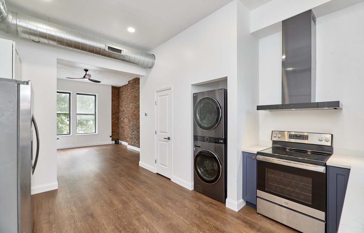 2255 S Jefferson Ave #B - Photo 7 of 21