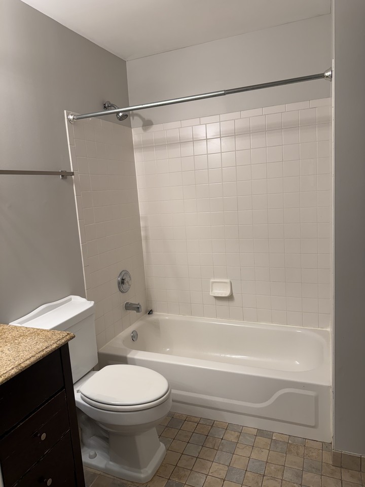 13956 Edgewater Ct #B - Photo 6 of 20