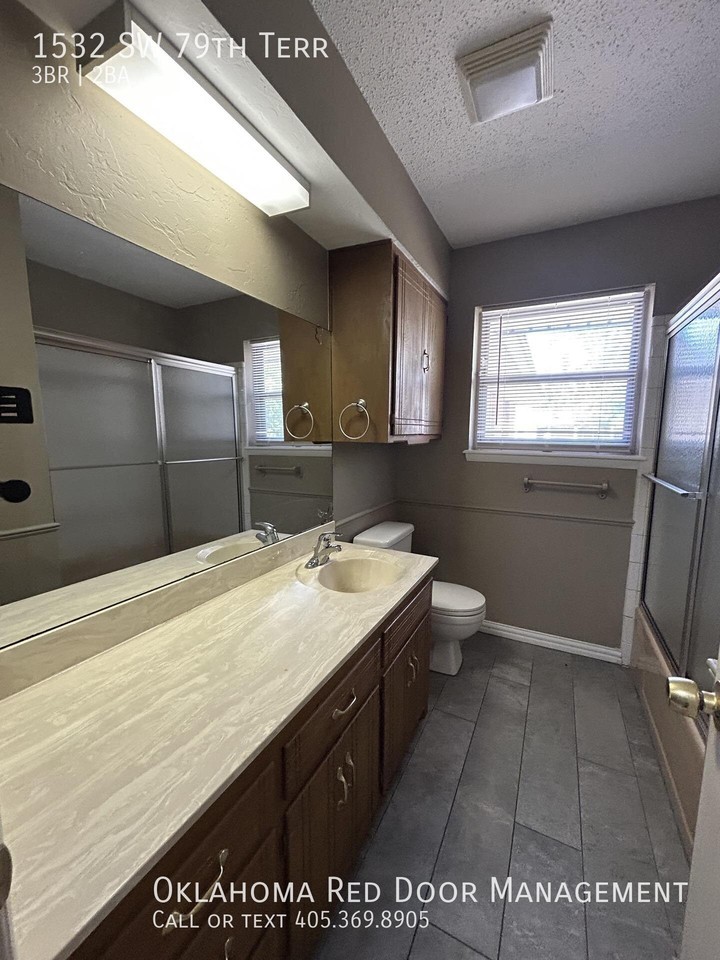 1532 Sw 79th Ter - Photo 4 of 18