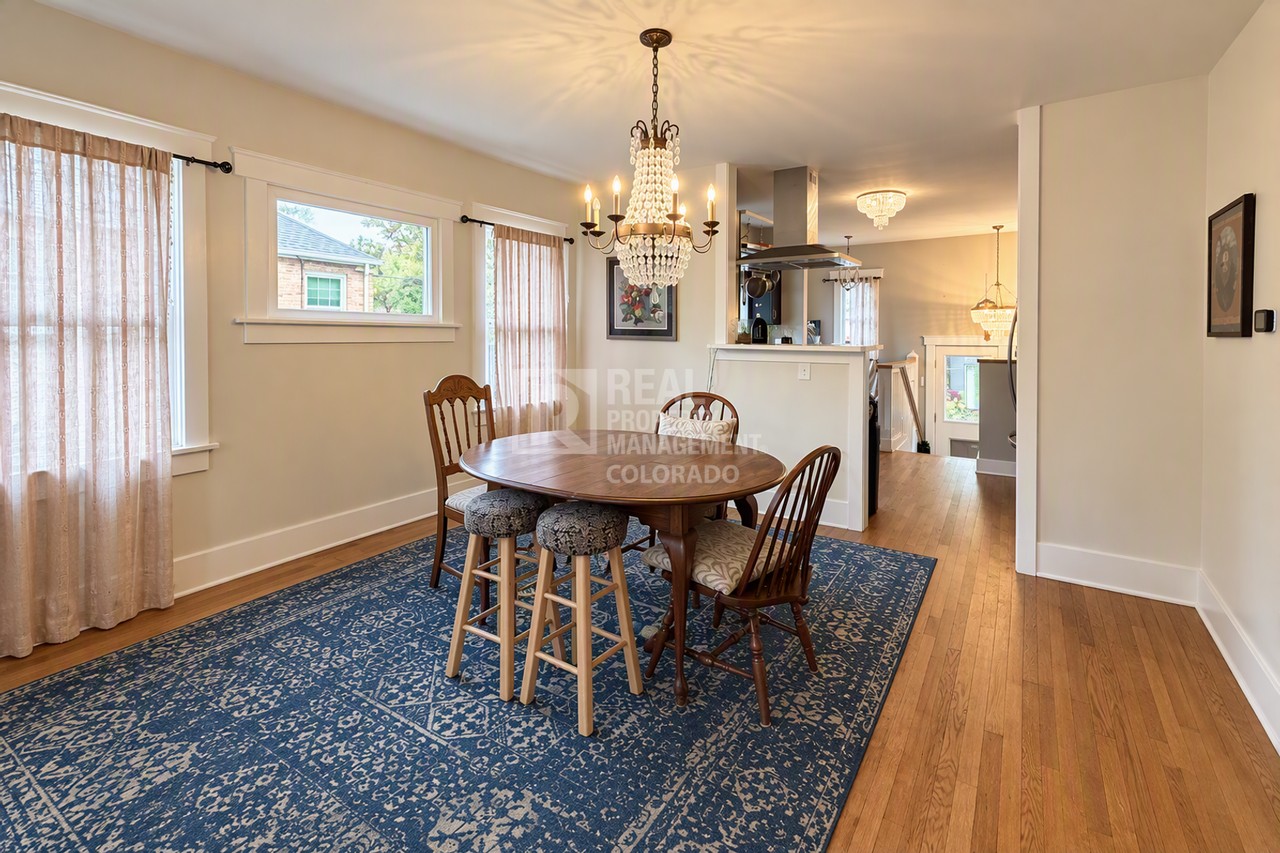 721 S Grant St - Photo 4 of 22