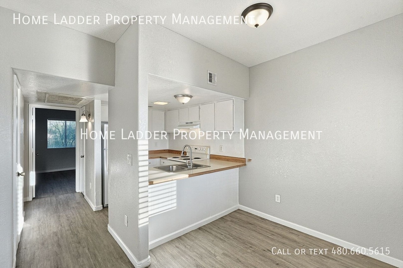 4959 S Park Ave #203 - Photo 6 of 22